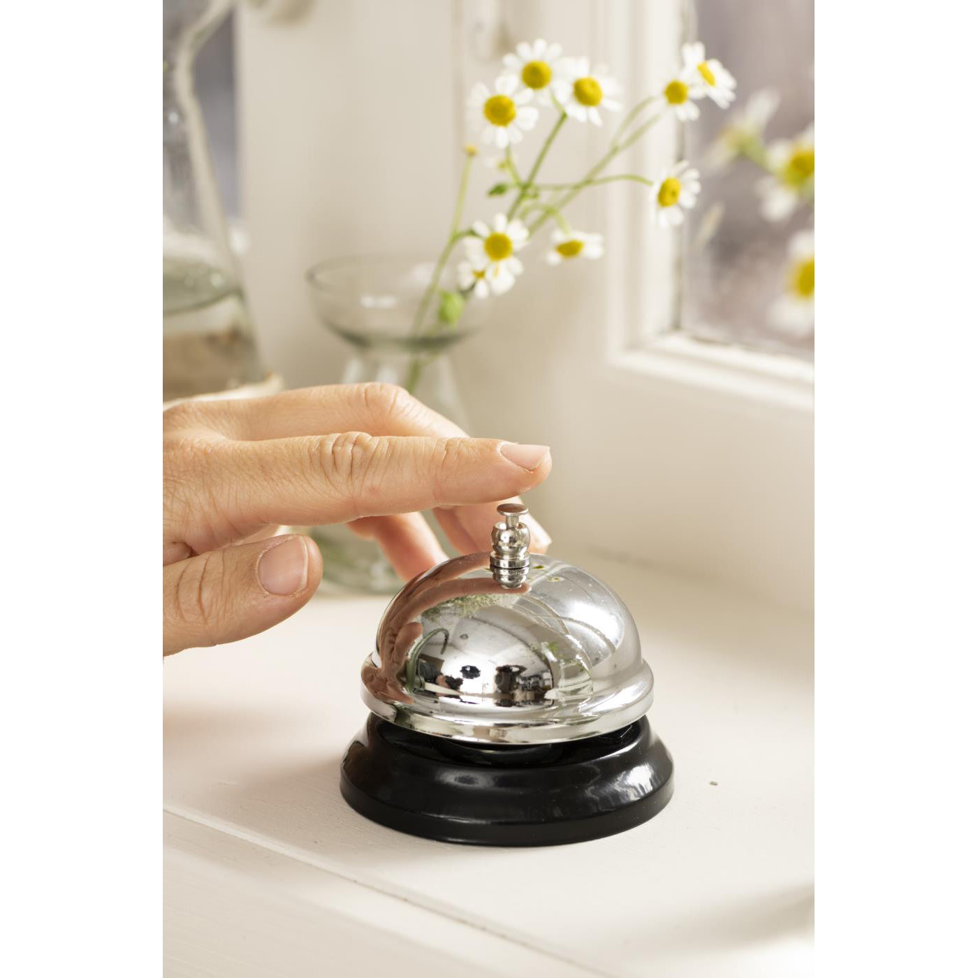 Campana para Mesa Negra H: 6 Ø: 7,5 cm