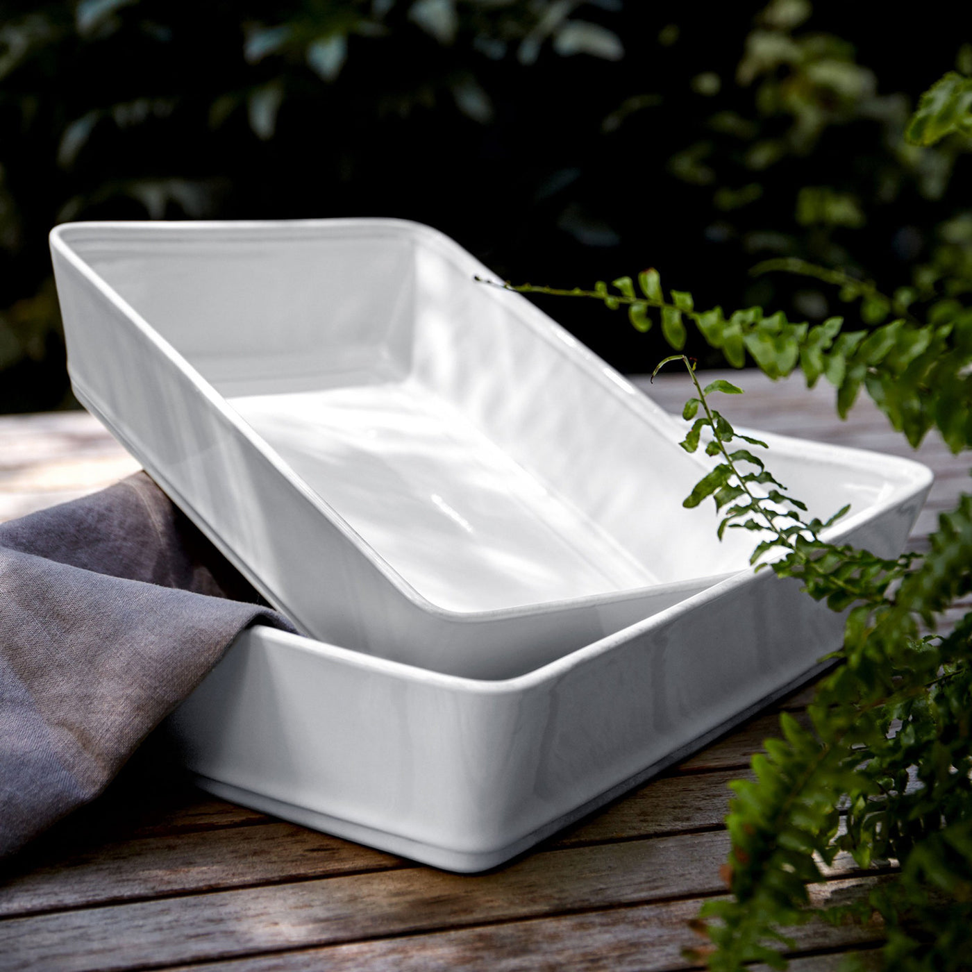Fuente Rectangular Friso 35 cm Blanca