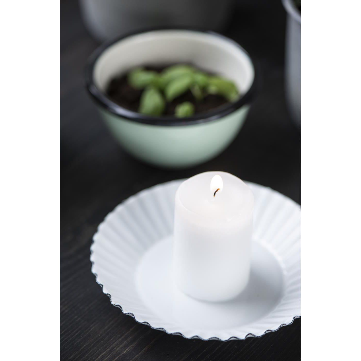 Plato Enlozado Blanco Borde Blonda Diam 13 cm