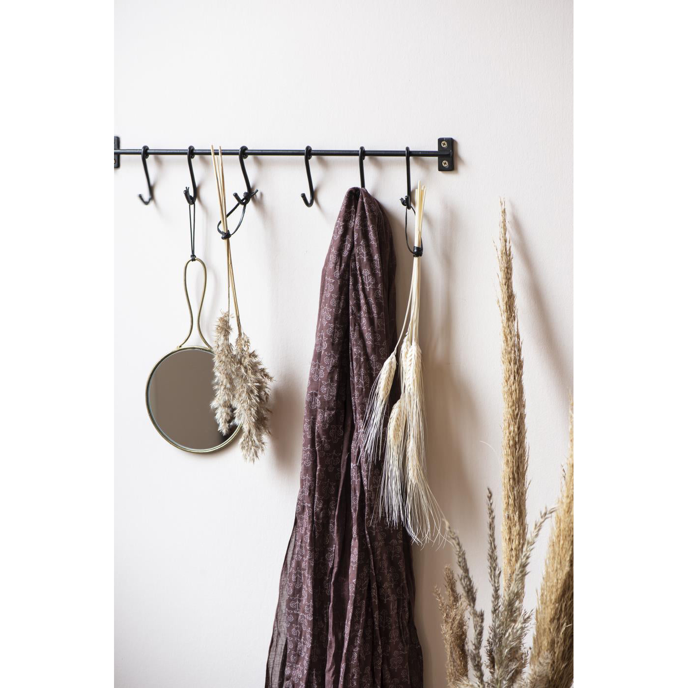 Rack Negro con 6 Ganchos en S