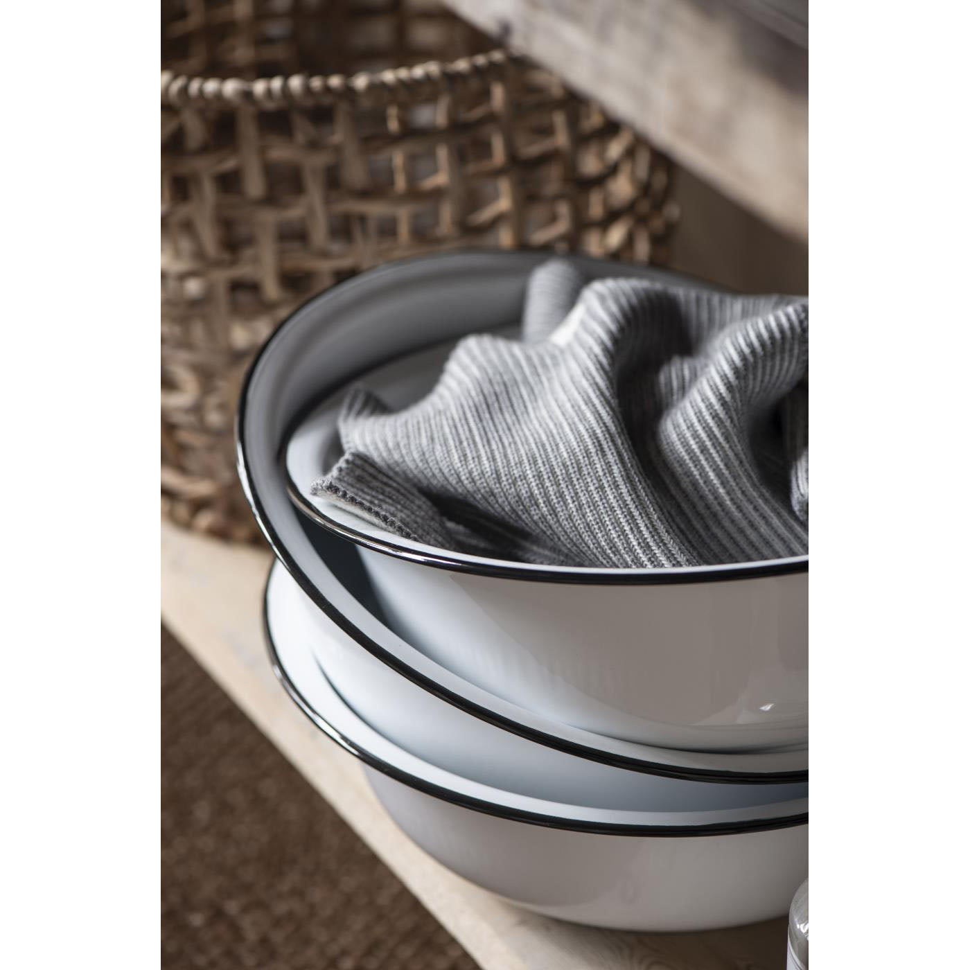 Fuente Enlozada H: 11,5 Ø: 36 cm