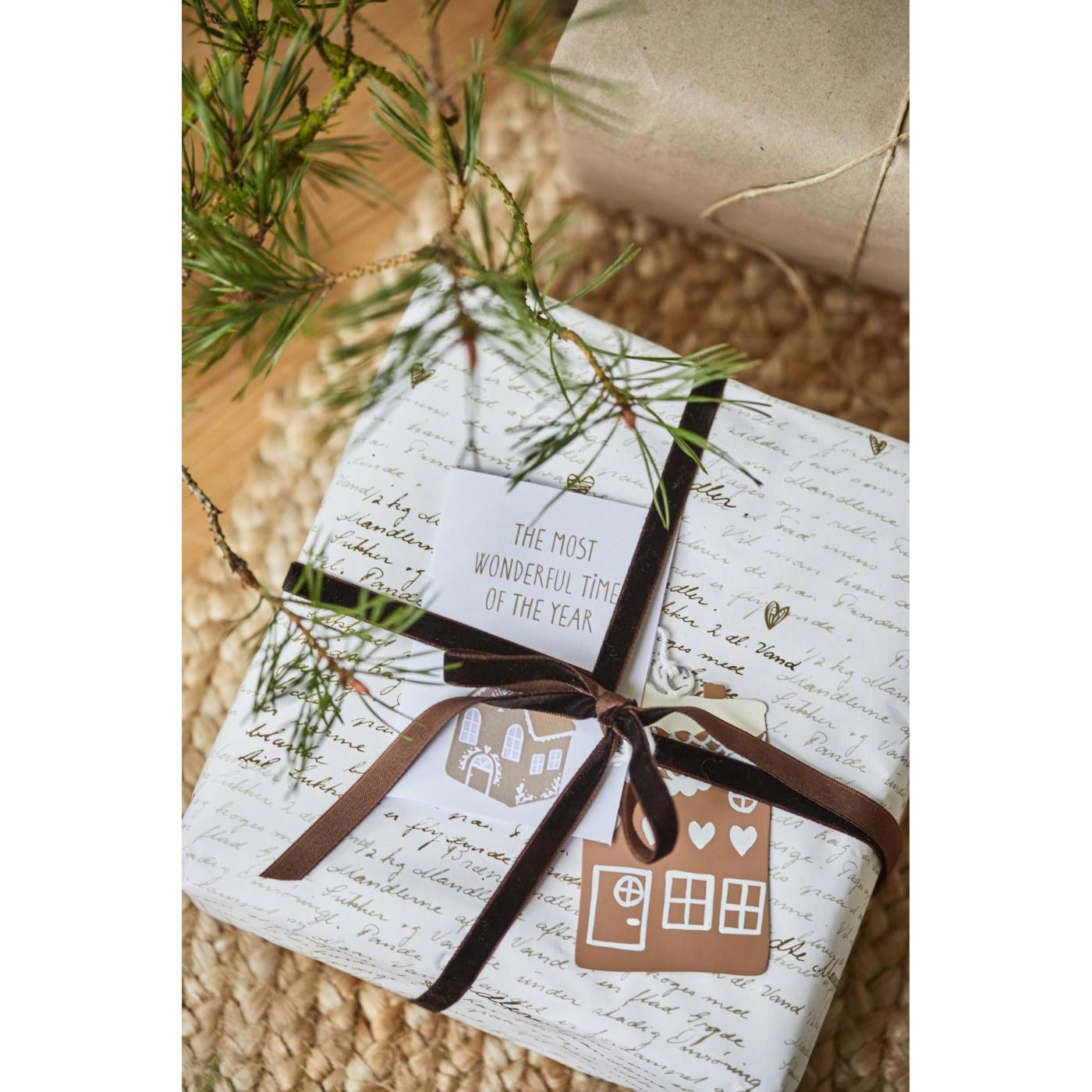 Papel de regalo Diseño Escritura Braendte Mandler 5 mt