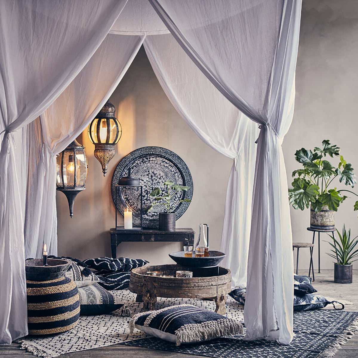 Maceta ROBUST negra L, H: 18 cm