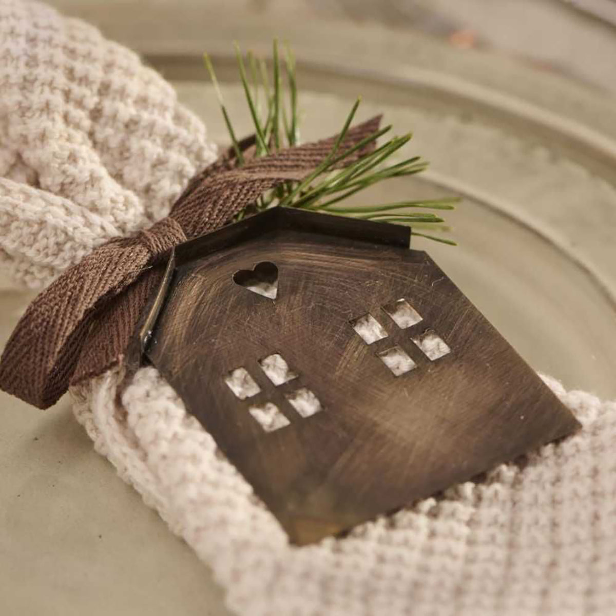 Casita Colgante de Latón Surtido