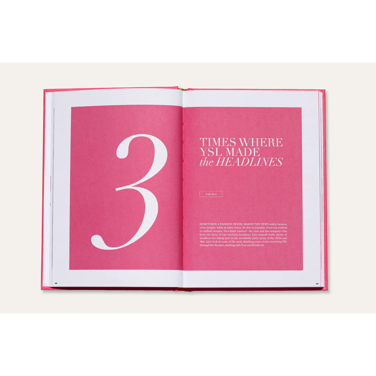 Libro The Essence of Yves Saint Laurent