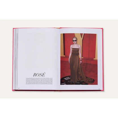 Libro The Essence of Yves Saint Laurent